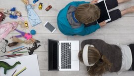 Ansicht: Eine kinderrechtliche Perspektive auf die Begrenzung der Bildschirmzeit von Kindern und Jugendlichen