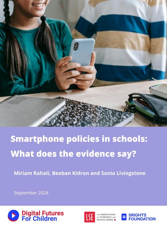 Ansicht: Smartphone policies in schools: What does the evidence say? 