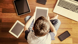 Ansicht: Unsere Rechte in der Digitalen Welt Kapitel 1: Zugang zum Internet als Recht