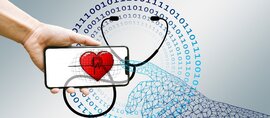 Symbolbild, welches mit binären Zahlen, einem Smartphone, einem Stethoskop und einer drahtvernetzten Hand die Digitalisierung des Gesundheitswesens visualisiert.