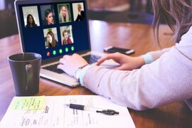 video-conference-5162927_1920.jpg