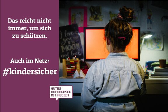 Junges Mädchen sitzt im Karateanzug vor einem erleuchteten Bildschirm Text : Das reicht nicht immer, um sich zu schützen - Auch im Netz:#kindersicher