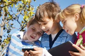 Ansicht: Die Welt verändert sich - Über das Aufwachsen in der digitalen Welt