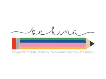 Ein bunter Stift unter dem "Advanced Media Literacy to counter Online Hate Speech steht"